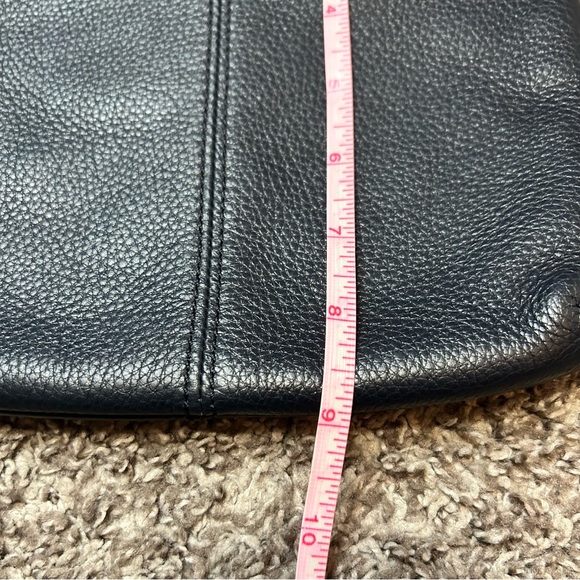 Kate Spade ♠️ Leather Crossbody Bag - Picture 8 of 9